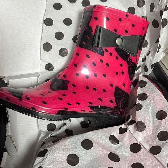 Iron Fist Rain Boot Size 5 - Picture 4 of 12